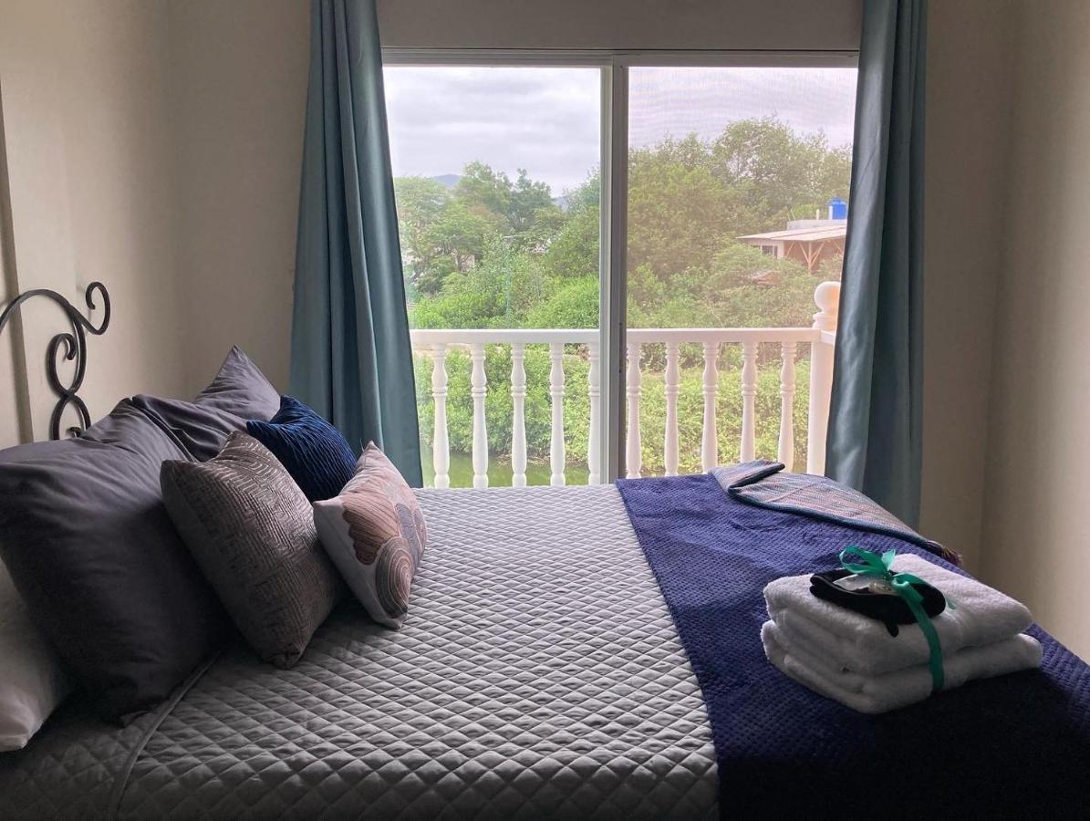 El Nido Boutique B&B Puerto Lopez Ngoại thất bức ảnh